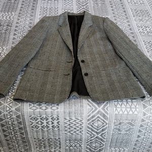 SOLD ON MERC. Vintage Check Blazer